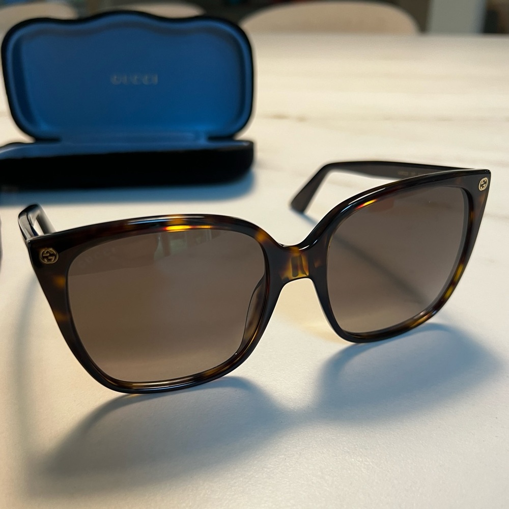 Gucci Womens Sunglasses